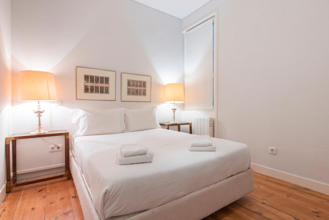 Castelo Design Aparment W/ Balcony & Super View By Lovelystay Lisbon Bagian luar foto