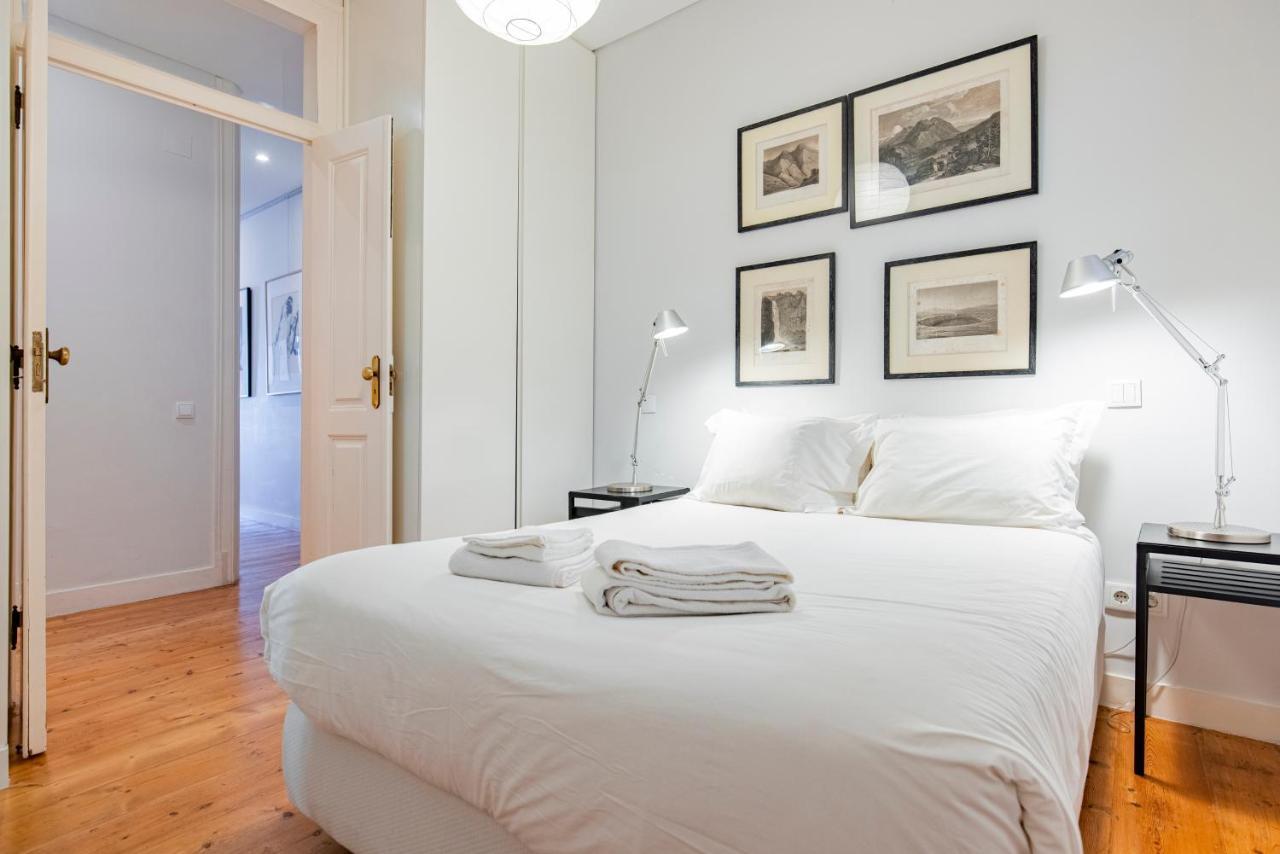 Castelo Design Aparment W/ Balcony & Super View By Lovelystay Lisbon Bagian luar foto