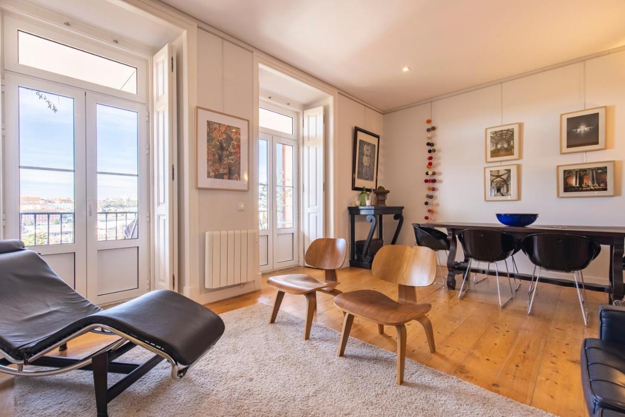 Castelo Design Aparment W/ Balcony & Super View By Lovelystay Lisbon Bagian luar foto