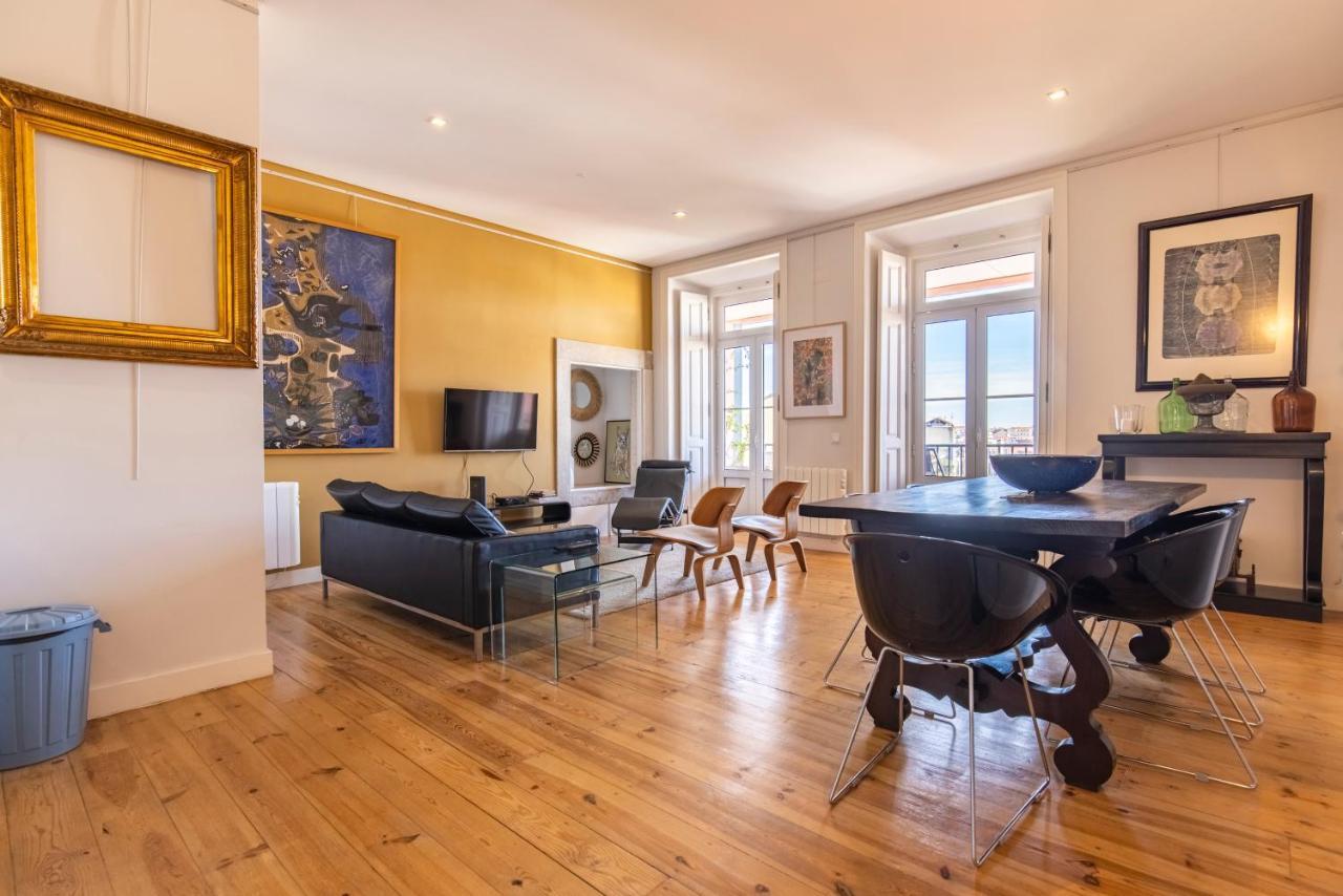 Castelo Design Aparment W/ Balcony & Super View By Lovelystay Lisbon Bagian luar foto